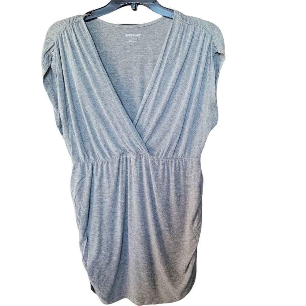 Maternity grey short sleeve top